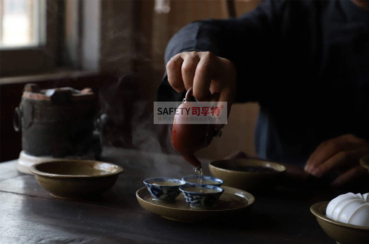 “圍爐煮茶”為什么火？年輕人追捧是有原因的-司孚特圍爐茶桌(圖3)