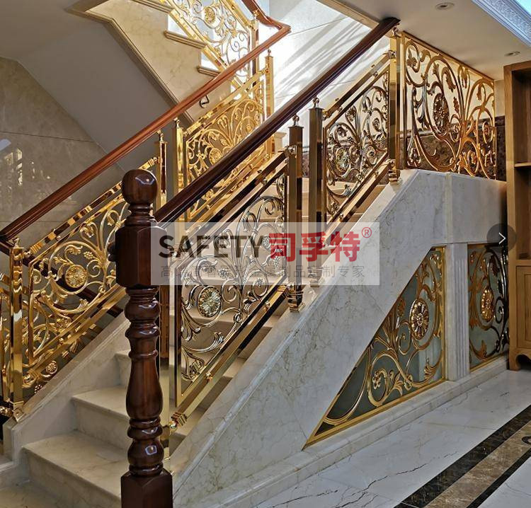 輕奢簡(jiǎn)約銅藝雕刻樓梯扶手，增添生活質(zhì)感的藝術(shù)品[司孚特銅藝欄桿](圖3)