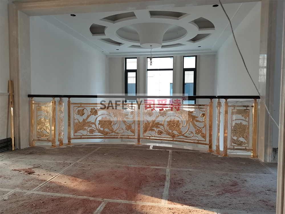 鋁藝鏤空雕花樓梯扶手：造型多樣，工藝成熟，彰顯高端品味(圖3)